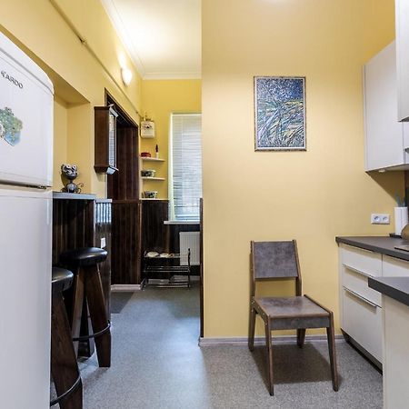 Modern Chaikovskogo Apartment Lviv Bagian luar foto