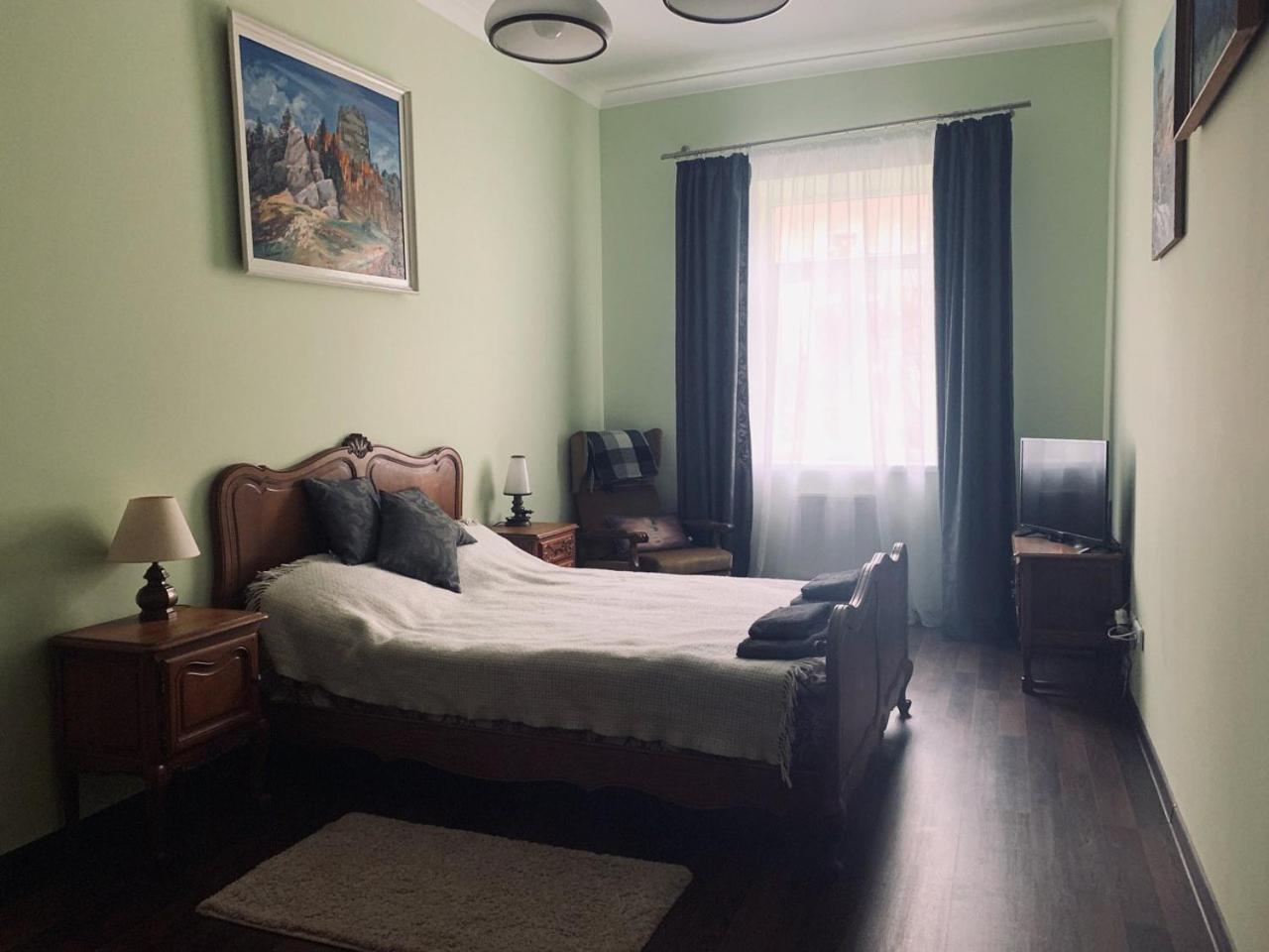 Modern Chaikovskogo Apartment Lviv Bagian luar foto
