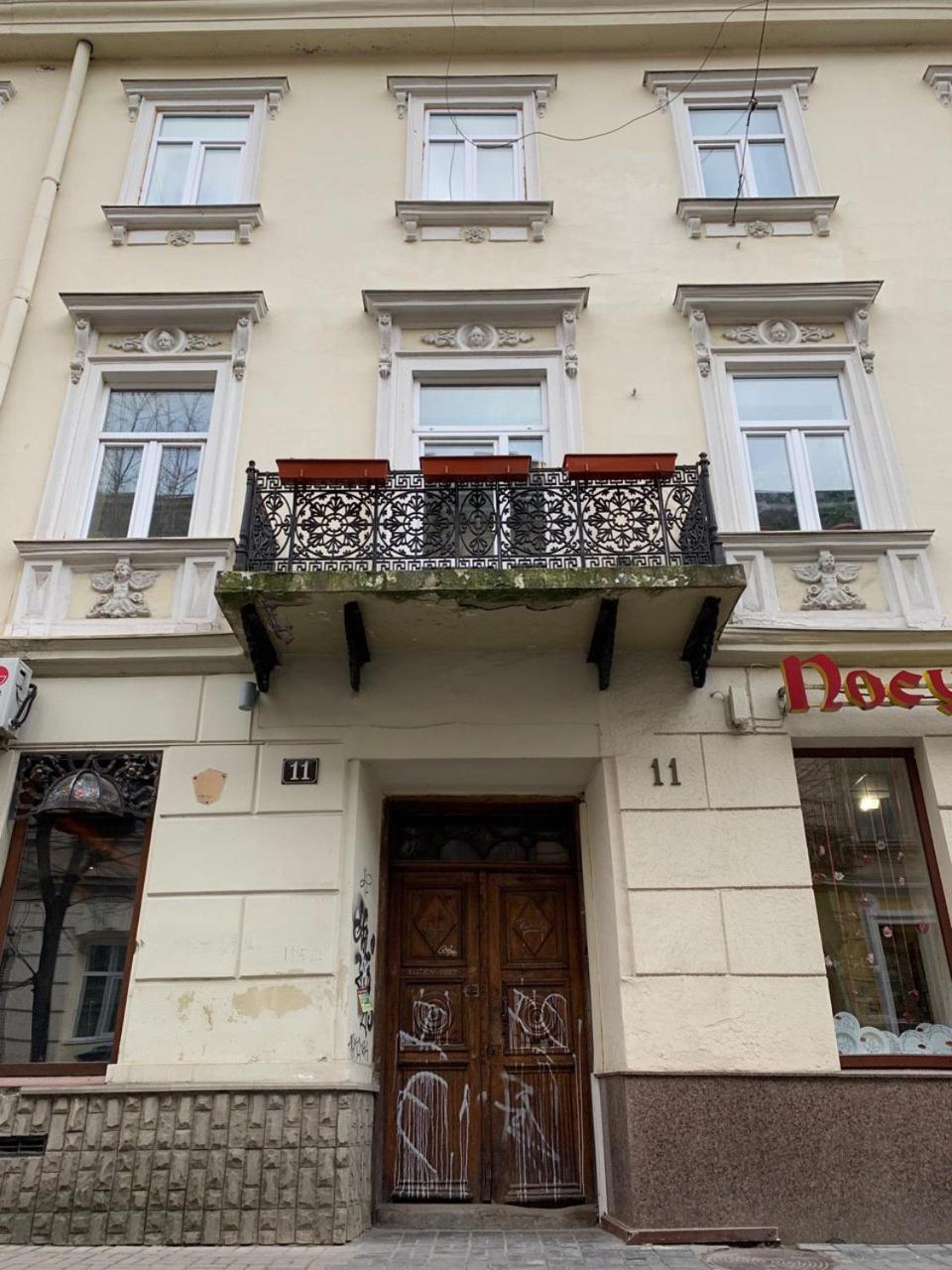 Modern Chaikovskogo Apartment Lviv Bagian luar foto