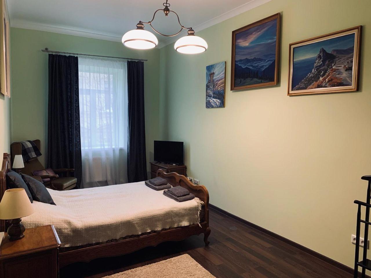 Modern Chaikovskogo Apartment Lviv Bagian luar foto