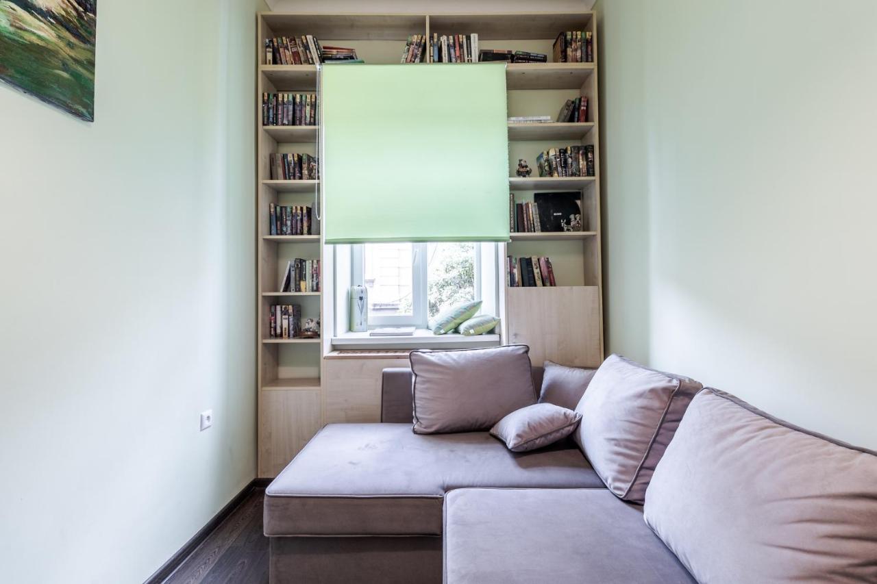 Modern Chaikovskogo Apartment Lviv Bagian luar foto